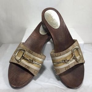 Gucci wood sandals gold canvas/leather size 8